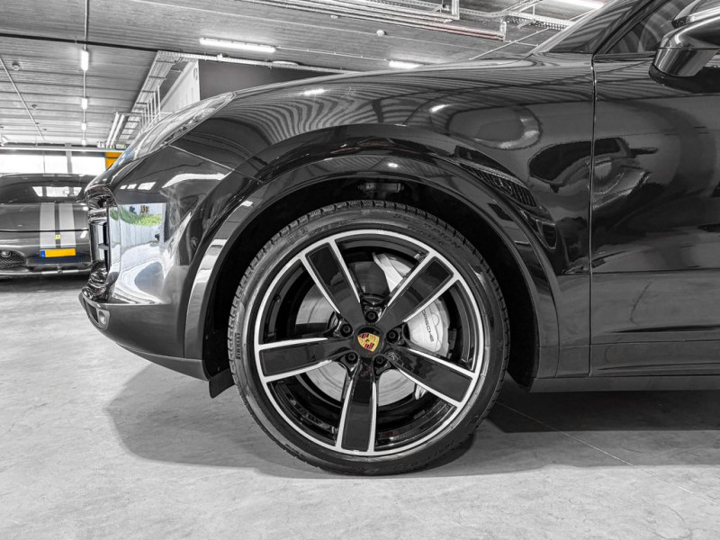 Porsche Cayenne Turbo 4.0 V8 550 ch  BVA  occasion  Beaupuy - photo n7