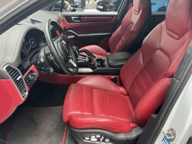 Porsche Cayenne Turbo S E-Hybrid 4.0 V8 680 ch  BVA  occasion  Beaupuy - photo n3