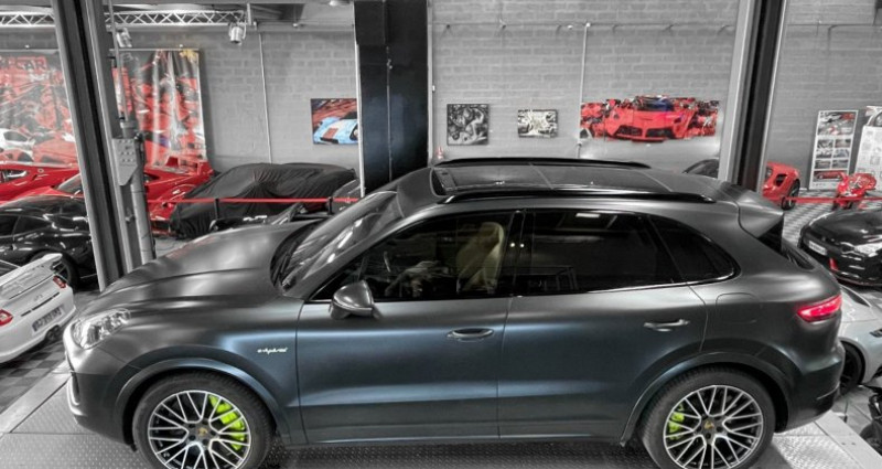 Porsche Cayenne TURBO S HYBRIDE 2020 - photo n°2 Porsche Cayenne TURBO S HYBRIDE  occasion à SAINT LAURENT DU VAR - photo n°2