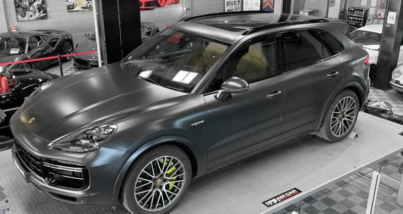 Porsche Cayenne TURBO S HYBRIDE 2020 Porsche Cayenne TURBO S HYBRIDE  occasion à SAINT LAURENT DU VAR