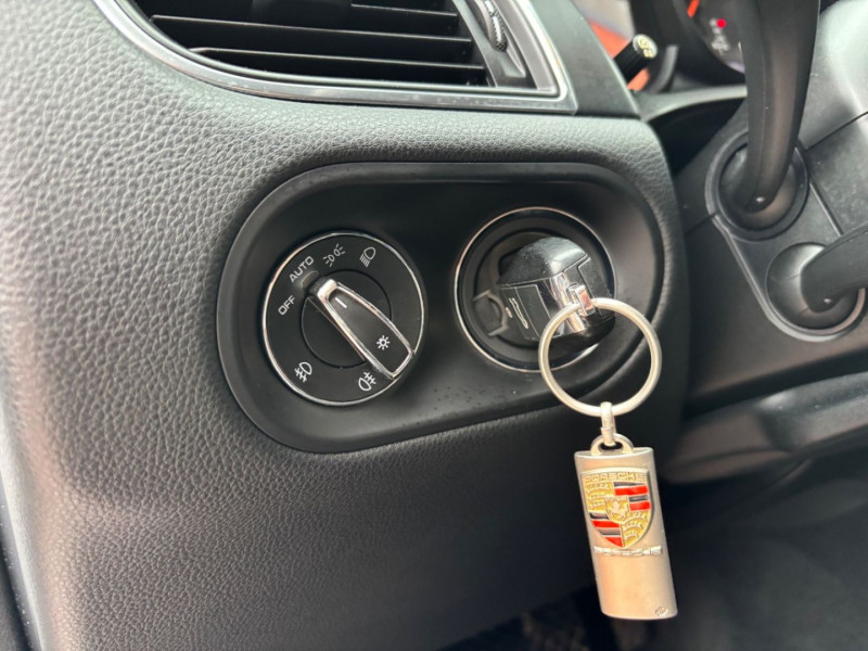 Porsche Macan 2.0 252 PDK  occasion � Lescure-d'Albigeois - photo n�18