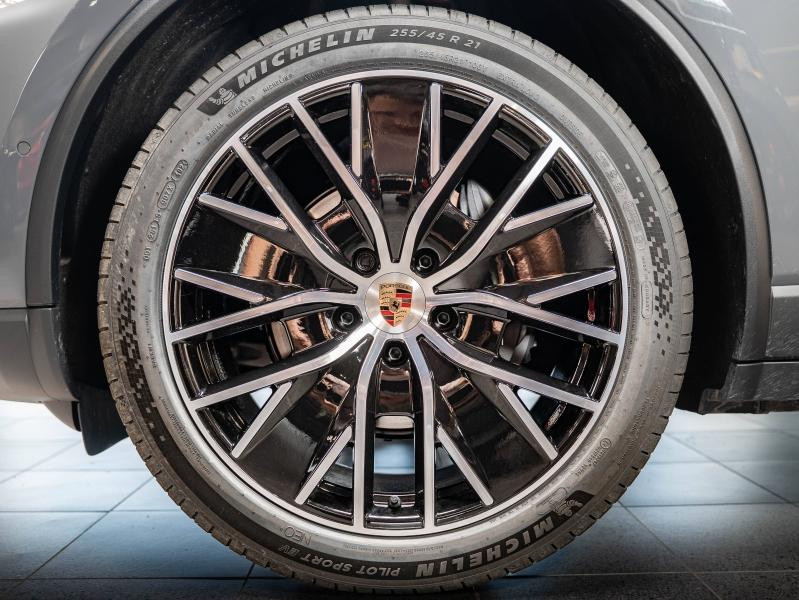 Porsche Macan 360ch  occasion à CHAMPAGNE AU MONT D OR - photo n°6