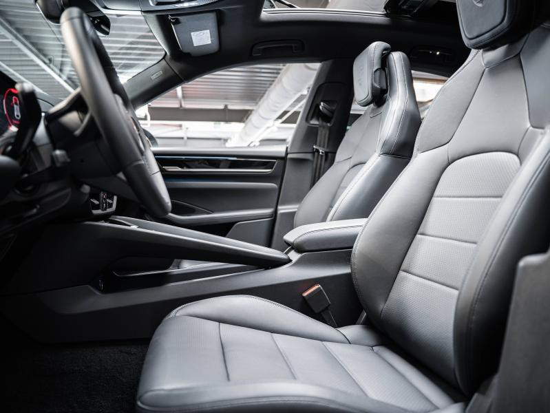 Porsche Macan 360ch  occasion à CHAMPAGNE AU MONT D OR - photo n°8