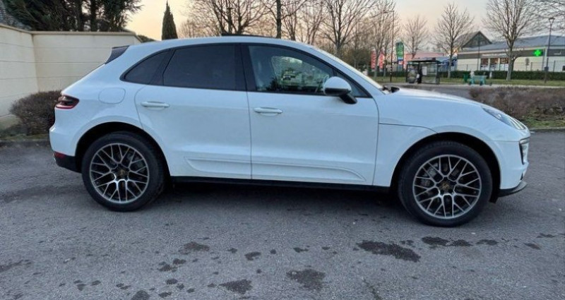 Porsche Macan S PDK V6 3.0L  occasion � Ferri�res-en-Brie - photo n�3