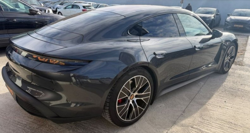 Porsche Taycan 4s 571 ch origine france 93.4kwh performance plus toit pano   occasion � ANDREZIEUX-BOUTHEON - photo n�2