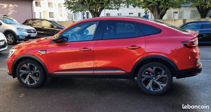 Renault Arkana 1.6 e-tech 145cv cvt rs-line 2021 - photo n°2 Renault Arkana 1.6 e-tech 145cv cvt rs-line  occasion à LA ROCHE SUR YON - photo n°2
