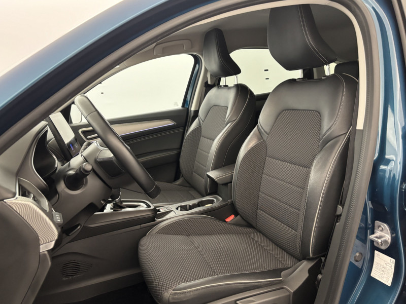 Renault Arkana E-Tech 145 21B Intens 5p 2022 - photo n°12 Renault Arkana E-Tech 145 21B Intens 5p  occasion à SAINT-GREGOIRE - photo n°12