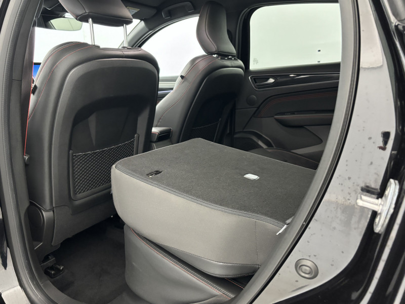 Renault Arkana E-Tech 145 R.S. Line 5p 2021 - photo n°11 Renault Arkana E-Tech 145 R.S. Line 5p  occasion à SAINT-GREGOIRE - photo n°11