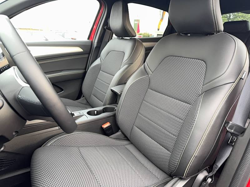 Renault Arkana E-Tech full hybrid 145 GSR2 Techno 2025 - photo n°18 Renault Arkana E-Tech full hybrid 145 GSR2 Techno  occasion à Sainte-Bazeille - photo n°18