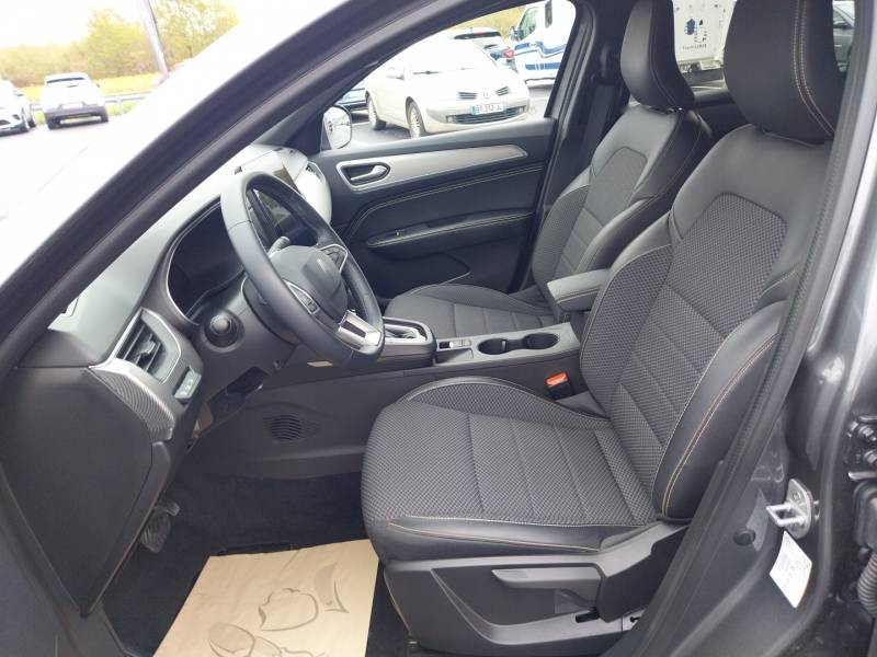 Renault Arkana E-Tech full hybrid 145 GSR2 Techno 2025 - photo n°10 Renault Arkana E-Tech full hybrid 145 GSR2 Techno  occasion à Langon - photo n°10