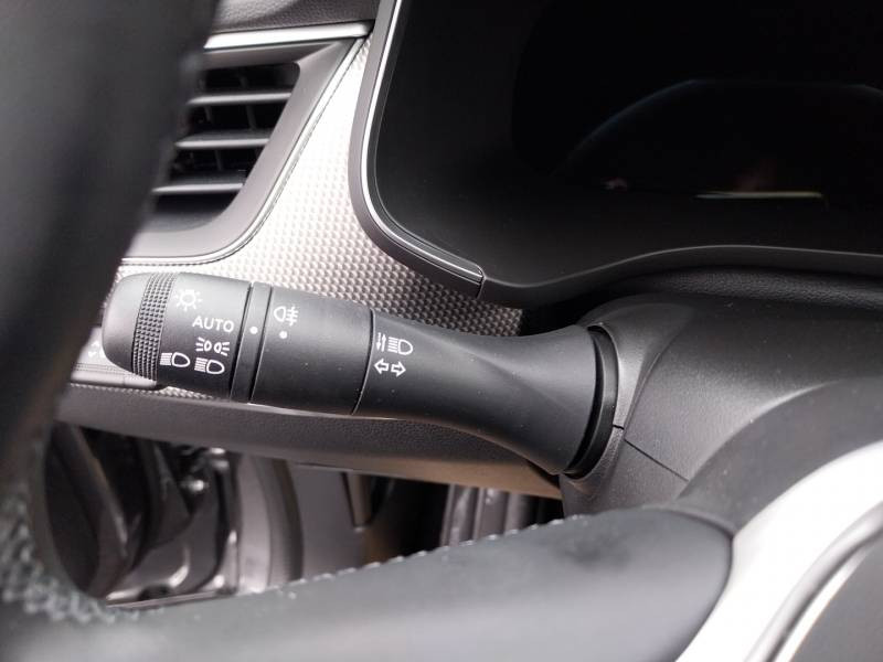 Renault Arkana E-Tech full hybrid 145 GSR2 Techno 2025 - photo n°17 Renault Arkana E-Tech full hybrid 145 GSR2 Techno  occasion à Langon - photo n°17