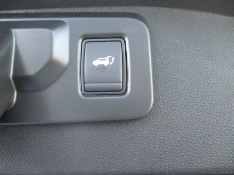 Renault Austral 1.2 E-Tech Hybride - 200 - BVA multi-modes  Techno PHASE 2 2025 - photo n°9 Renault Austral 1.2 E-Tech Hybride - 200 - BVA multi-modes  Techno PHASE 2  occasion à Bessières - photo n°9