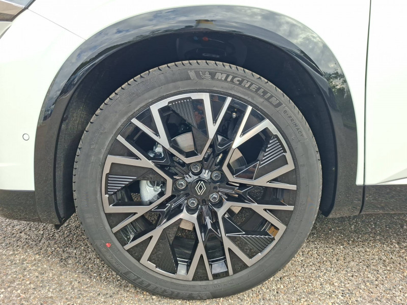 Renault Austral Austral full hybrid E-Tech 200 ch Esprit Alpine 5p 2025 - photo n°9 Renault Austral Austral full hybrid E-Tech 200 ch Esprit Alpine 5p  occasion à Agen - photo n°9