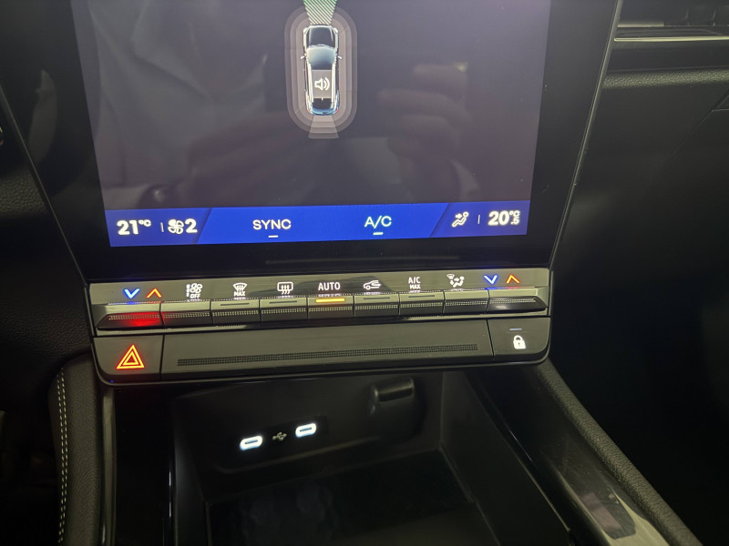 Renault Austral Austral full hybrid E-Tech 200 ch Techno 5p 2025 - photo n°8 Renault Austral Austral full hybrid E-Tech 200 ch Techno 5p  occasion à Mont de Marsan - photo n°8