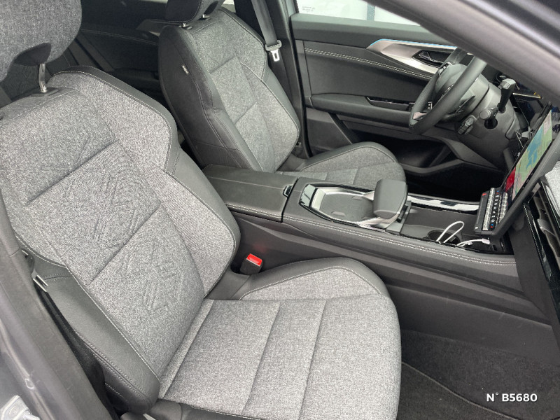 Renault Austral Austral full hybrid E-Tech 200 ch Techno 2025 - photo n°10 Renault Austral Austral full hybrid E-Tech 200 ch Techno  occasion à Pont-Audemer - photo n°10