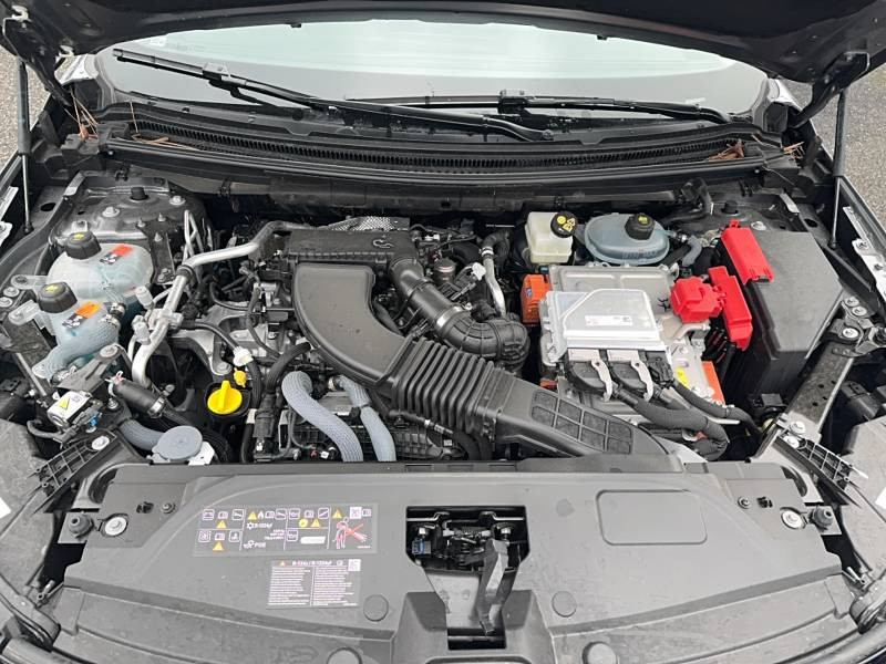 Renault Austral E-Tech full hybrid 200 GSR2 Techno esprit Alpine 2025 - photo n°10 Renault Austral E-Tech full hybrid 200 GSR2 Techno esprit Alpine  occasion à Sainte-Bazeille - photo n°10