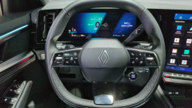 Renault Austral E-tech hybrid 200 bva techno + camera 360 + toit pano  occasion � Ganges - photo n�13