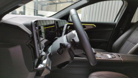 Renault Austral E-tech hybrid 200 bva techno + camera 360 + toit pano  occasion � Ganges - photo n�12