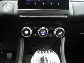 Renault Captur 1.0 tce 90ch techno  occasion � Ganges - photo n�7