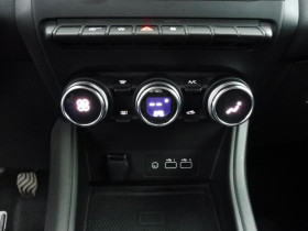 Renault Captur 1.0 tce 90ch techno  occasion � Ganges - photo n�7