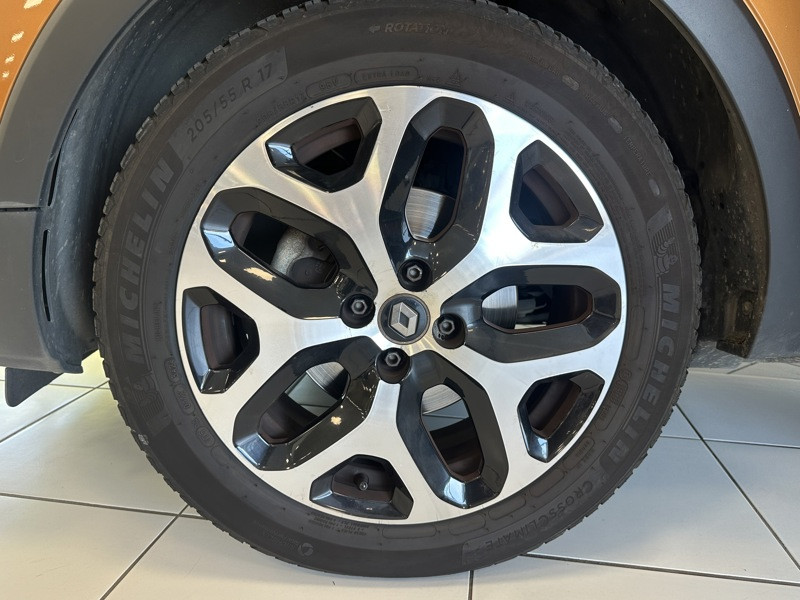 Renault Captur 1.2 120 Intens Full leds GPS Caméra Bluetooth Régu 2018 - photo n°9 Renault Captur 1.2 120 Intens Full leds GPS Caméra Bluetooth Régu  occasion à STRASBOURG - photo n°9