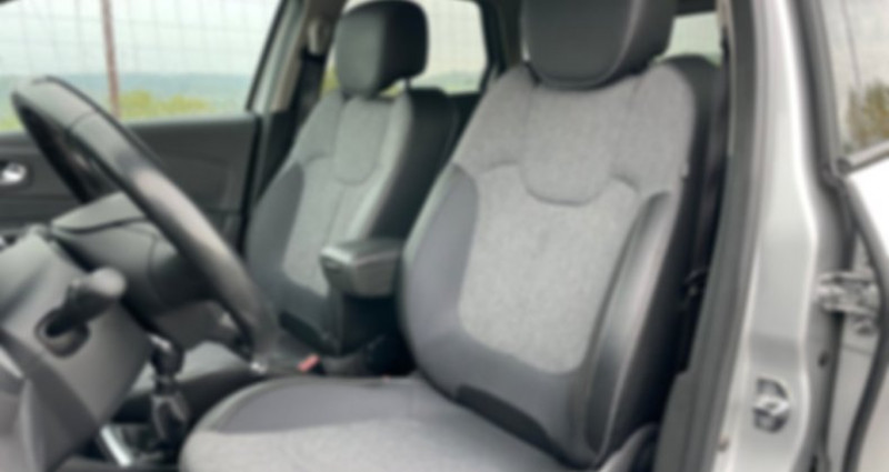 Renault Captur 1.2 TCE 120ch INTENS 2018 - photo n°7 Renault Captur 1.2 TCE 120ch INTENS  occasion à DONZENAC - photo n°7