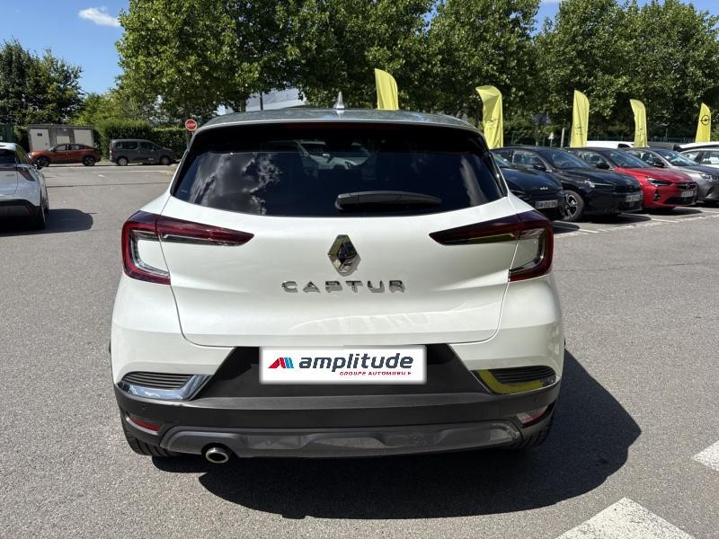 Renault Captur 1.3 TCe 140ch FAP Initiale Paris EDC -21B  occasion  Vert-Saint-Denis - photo n6