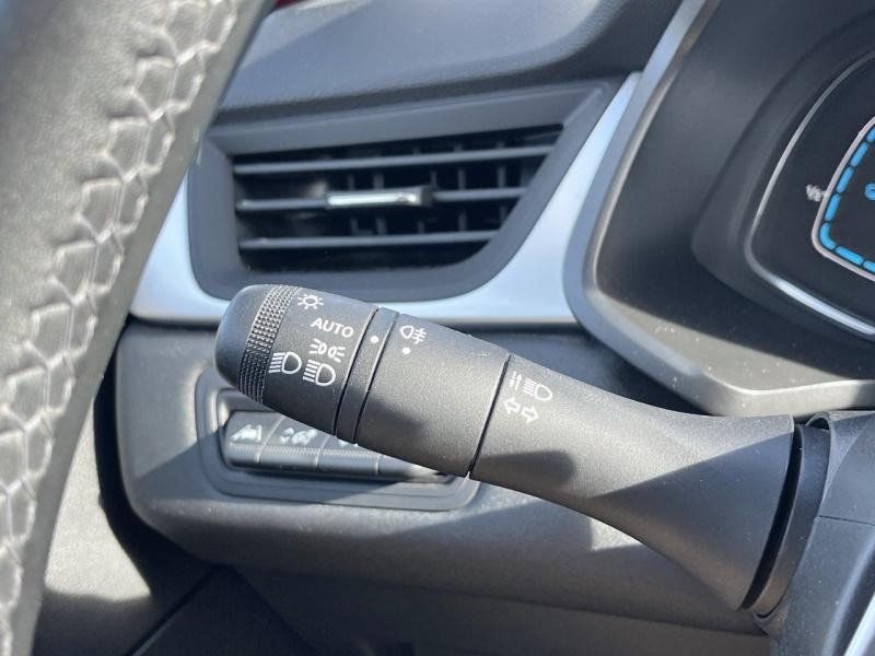 Renault Captur 1.6 E-Tech hybride 145ch Rive Gauche 2024 - photo n°17 Renault Captur 1.6 E-Tech hybride 145ch Rive Gauche  occasion à Saint-Lô - photo n°17