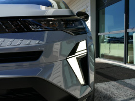 Renault Captur 1.8 E-Tech Hybride - 160 - BVA multi-modes 2026  II Techno P  occasion � Ganges - photo n�6