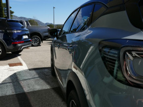 Renault Captur 1.8 E-Tech Hybride - 160 - BVA multi-modes 2026  II Techno P  occasion � Ganges - photo n�3