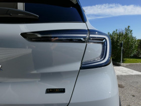 Renault Captur 1.8 E-Tech Hybride - 160 - BVA multi-modes 2026  II Techno P  occasion � Ganges - photo n�13