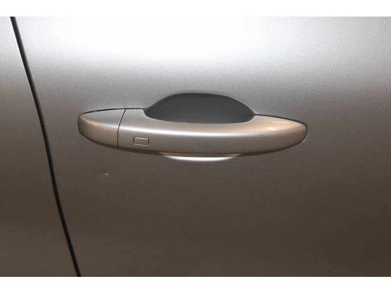 Renault Captur Blue dCi 115 EDC Zen 2019 - photo n°16 Renault Captur Blue dCi 115 EDC Zen  occasion à Biarritz - photo n°16