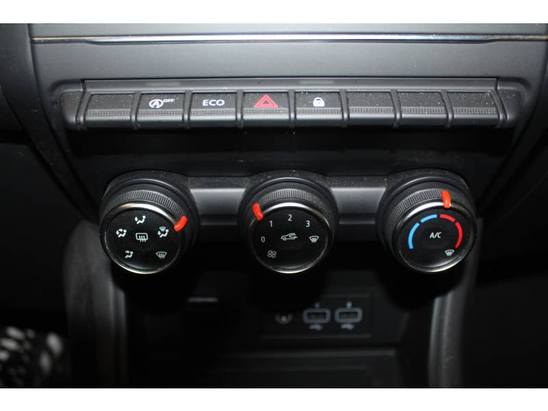 Renault Captur Blue dCi 115 EDC Zen 2019 - photo n°8 Renault Captur Blue dCi 115 EDC Zen  occasion à BAYONNE - photo n°8