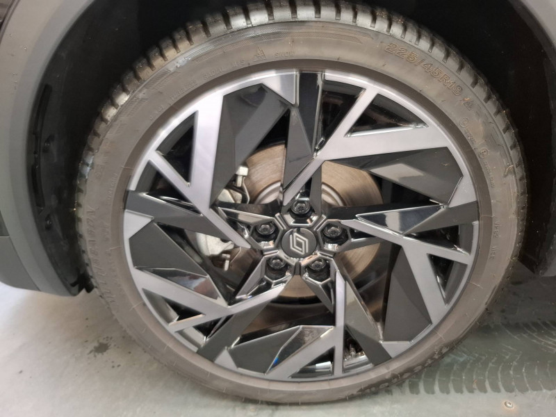 Renault Captur Captur E-Tech full hybrid 145 ch esprit Alpine 5p 2025 - photo n°17 Renault Captur Captur E-Tech full hybrid 145 ch esprit Alpine 5p  occasion à Mont de Marsan - photo n°17