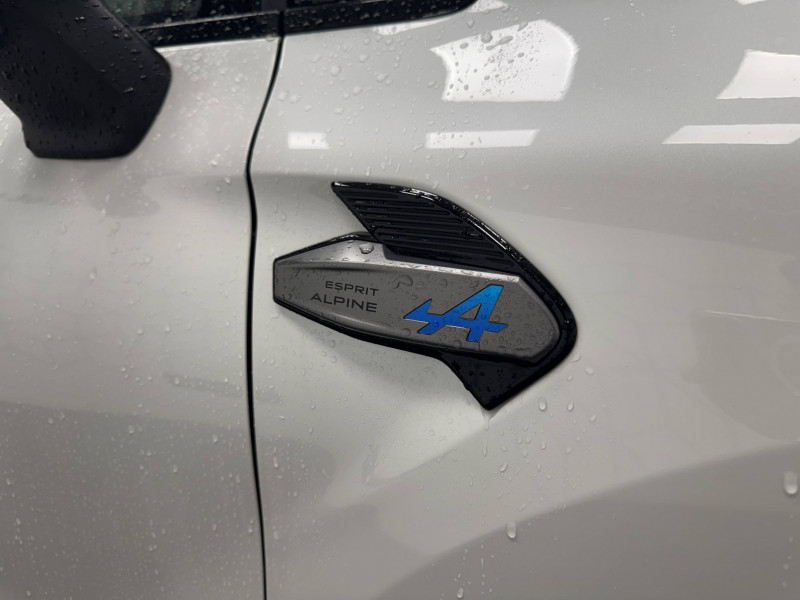 Renault Captur Captur E-Tech full hybrid 145 ch esprit Alpine 5p 2025 - photo n°13 Renault Captur Captur E-Tech full hybrid 145 ch esprit Alpine 5p  occasion à Mont de Marsan - photo n°13