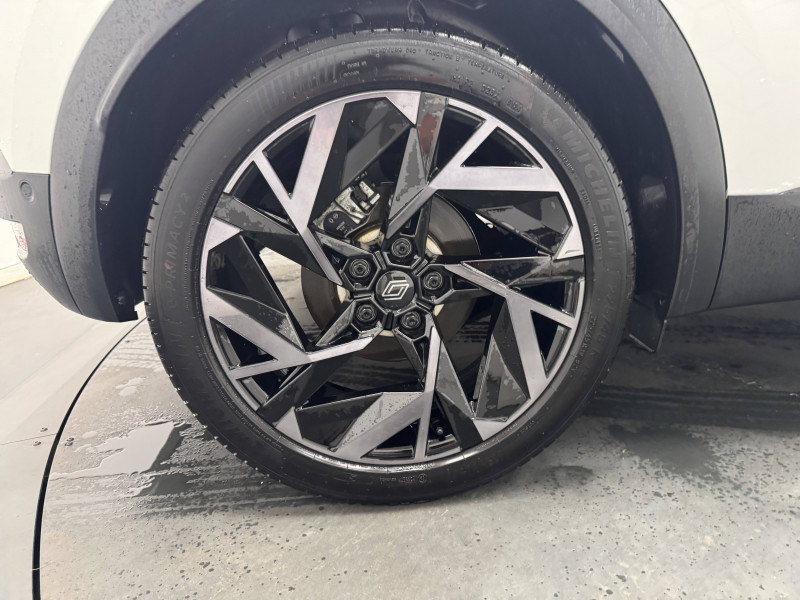 Renault Captur Captur E-Tech full hybrid 145 ch esprit Alpine 5p 2025 - photo n°11 Renault Captur Captur E-Tech full hybrid 145 ch esprit Alpine 5p  occasion à Mont de Marsan - photo n°11