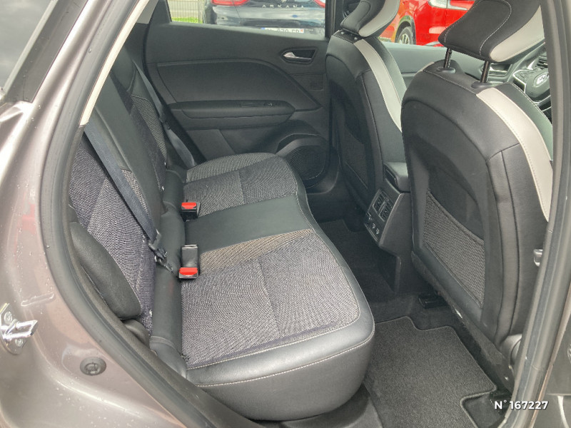 Renault Captur Captur E-Tech full hybrid 145 Techno fast track 2023 - photo n°11 Renault Captur Captur E-Tech full hybrid 145 Techno fast track  occasion à Pont-l'Évêque - photo n°11