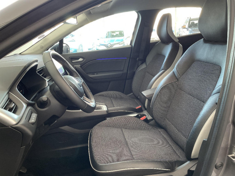 Renault Captur Captur E-Tech full hybrid 145 Techno fast track 2023 - photo n°18 Renault Captur Captur E-Tech full hybrid 145 Techno fast track  occasion à LA CHAPELLE-LONGUEVILLE - photo n°18