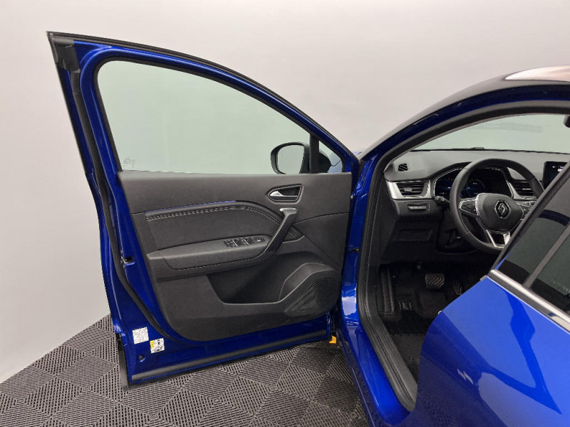 Renault Captur Captur E-Tech full hybrid 145 Techno 2024 - photo n°19 Renault Captur Captur E-Tech full hybrid 145 Techno  occasion à Saint-Maximin - photo n°19