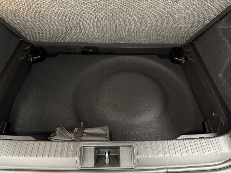 Renault Captur Captur E-Tech full hybrid 160 ch Techno 5p 2025 - photo n°17 Renault Captur Captur E-Tech full hybrid 160 ch Techno 5p  occasion à Oloron St Marie - photo n°17