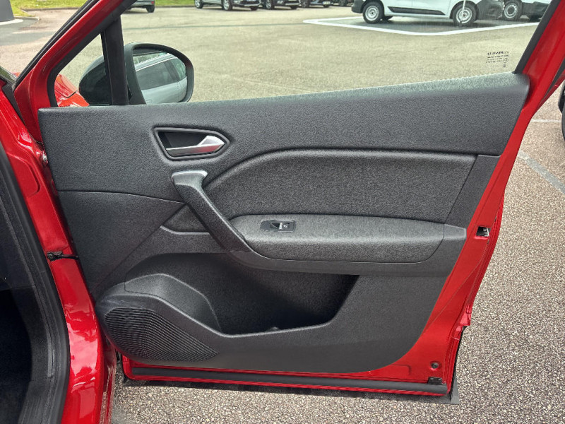 Renault Captur Captur E-Tech Plug-in 160 - 21 Intens 2021 - photo n°19 Renault Captur Captur E-Tech Plug-in 160 - 21 Intens  occasion à Louviers - photo n°19