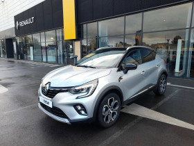 Renault Captur occasion 2023 mise en vente à LAMBALLE par le garage RENAULT LAMBALLE - photo n°1
