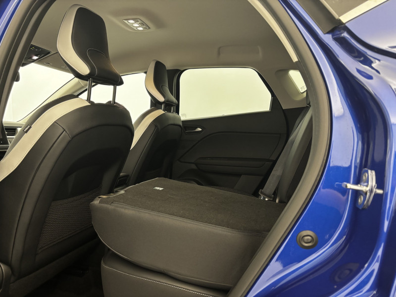 Renault Captur E-Tech 145 21 Intens 5p 2022 - photo n°11 Renault Captur E-Tech 145 21 Intens 5p  occasion à SAINT-GREGOIRE - photo n°11