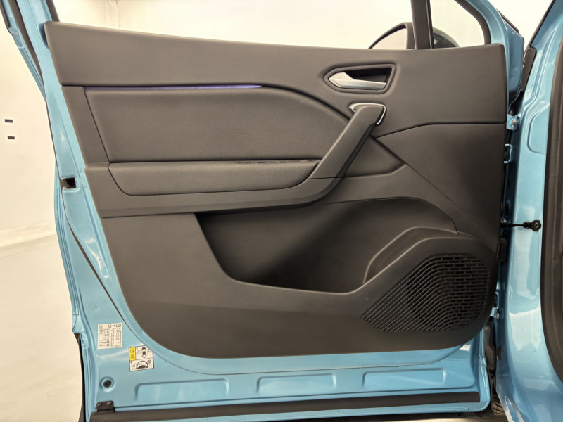 Renault Captur E-Tech 145 21 Intens 5p 2021 - photo n°12 Renault Captur E-Tech 145 21 Intens 5p  occasion à SAINT-GREGOIRE - photo n°12