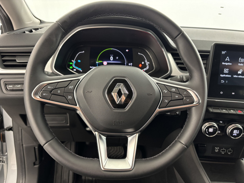 Renault Captur E-Tech 145 21 Intens 5p 2022 - photo n°15 Renault Captur E-Tech 145 21 Intens 5p  occasion à SAINT-GREGOIRE - photo n°15