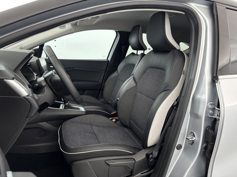 Renault Captur E-Tech 145 21 Intens 5p 2022 - photo n°13 Renault Captur E-Tech 145 21 Intens 5p  occasion à SAINT-GREGOIRE - photo n°13