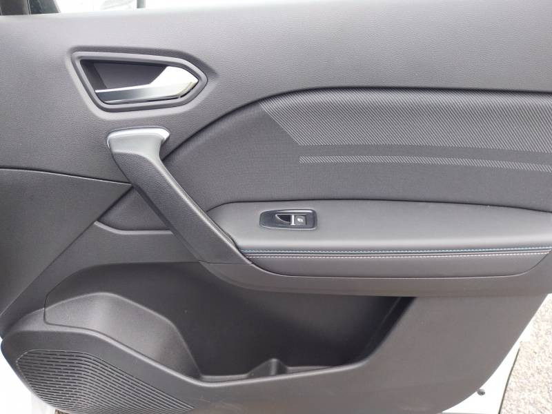 Renault Captur E-Tech full hybrid 145 ch esprit Alpine 2025 - photo n°13 Renault Captur E-Tech full hybrid 145 ch esprit Alpine  occasion à Villeneuve-sur-Lot - photo n°13