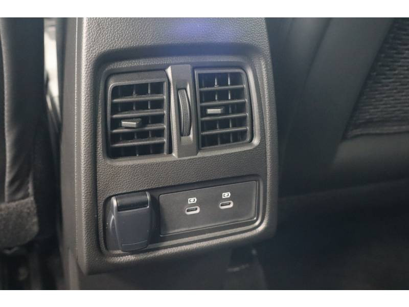 Renault Captur E-Tech full hybrid 145 ch Techno 2025 - photo n°18 Renault Captur E-Tech full hybrid 145 ch Techno  occasion à LESCAR - photo n°18