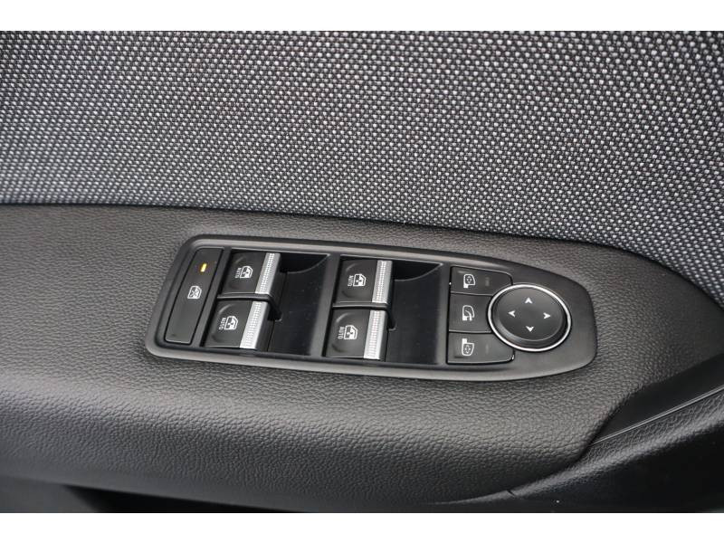 Renault Captur E-Tech full hybrid 145 ch Techno 2025 - photo n°16 Renault Captur E-Tech full hybrid 145 ch Techno  occasion à LESCAR - photo n°16