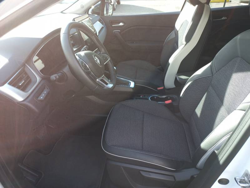 Renault Captur E-Tech full hybrid 145 Techno fast track 2023 - photo n°9 Renault Captur E-Tech full hybrid 145 Techno fast track  occasion à Toulouse - photo n°9